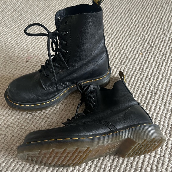 Dr Martens PASCAL black lace up boots. US6 / UK4. worn twice. Bought for $200 - Picture 4 of 4